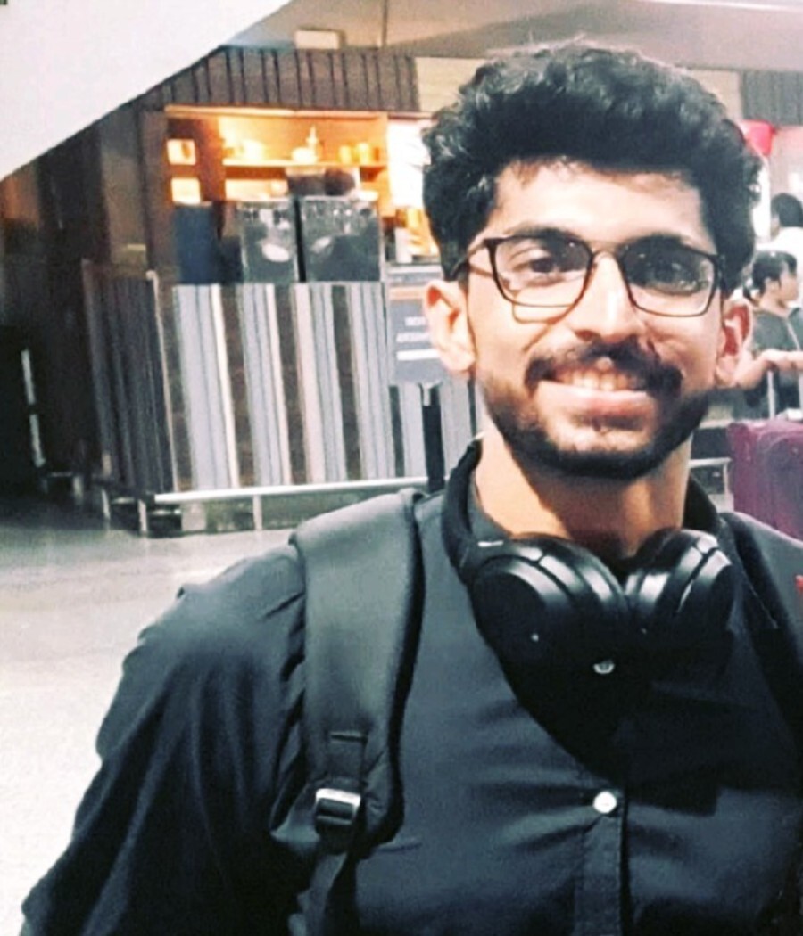 Tushar Kharbanda photo